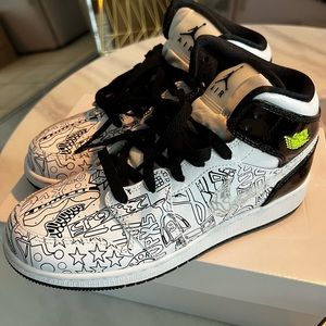 Air Jordan Mid DIY Size 6.5Y